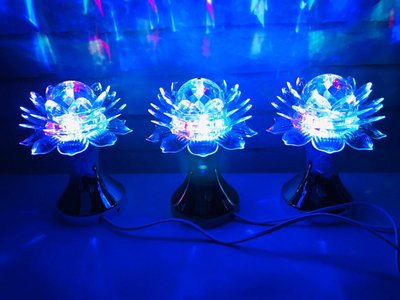 Яркая, Вращающаяся диско лампа Led full color rotating lamp светодиодная Лилия DISCO CB 0319. Лучшая Цена! 8984 фото